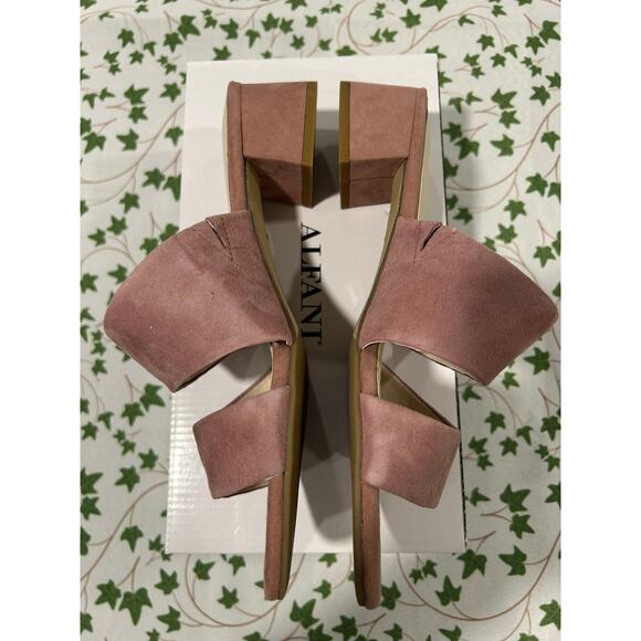 New Alfani Step 'N Flex Sandals Size 9W - Picture 3 of 6